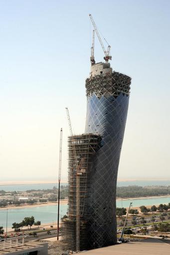 Обо всем - Capital Gate Abu Dhabi - здание с самым большим наклоном в мире