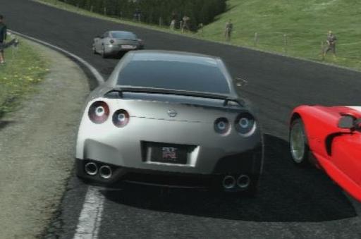 Gran Turismo 5 - Сравнения реального и Gran Turismo 5.